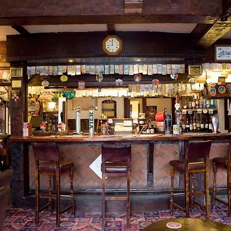 Bed and Breakfast The Kings Arms Wilmslow Zewnętrze zdjęcie